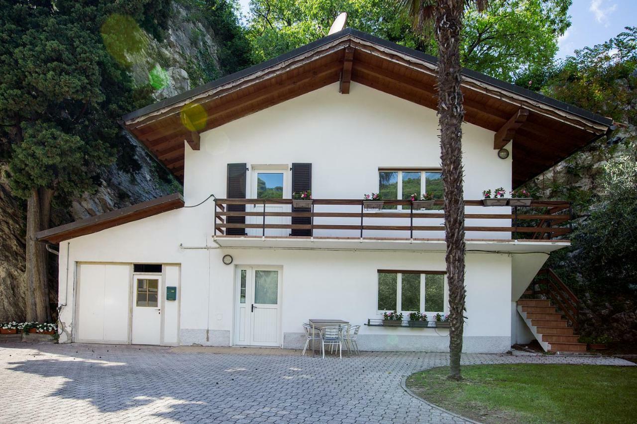 Apartments Suster Torbole Sul Garda Luaran gambar