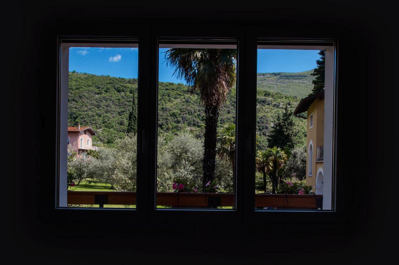 Apartments Suster Torbole Sul Garda Luaran gambar