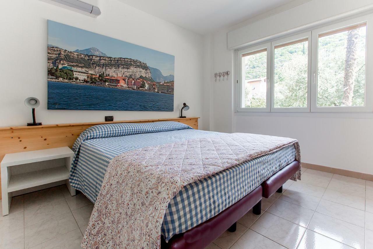 Apartments Suster Torbole Sul Garda Luaran gambar